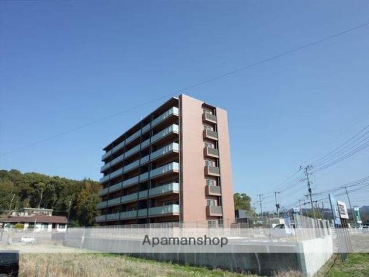 スプリングコート久山の外観