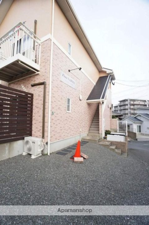 フィオーレ名島の外観