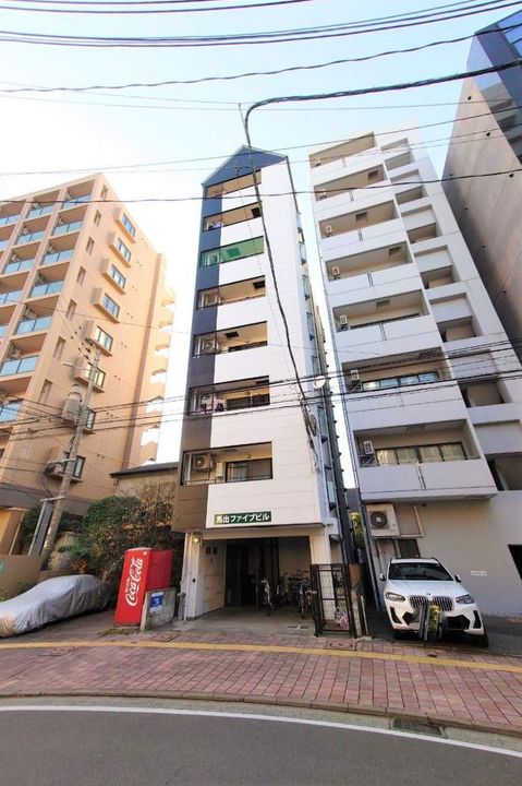 福岡県福岡市東区馬出1丁目の賃貸アパートの外観