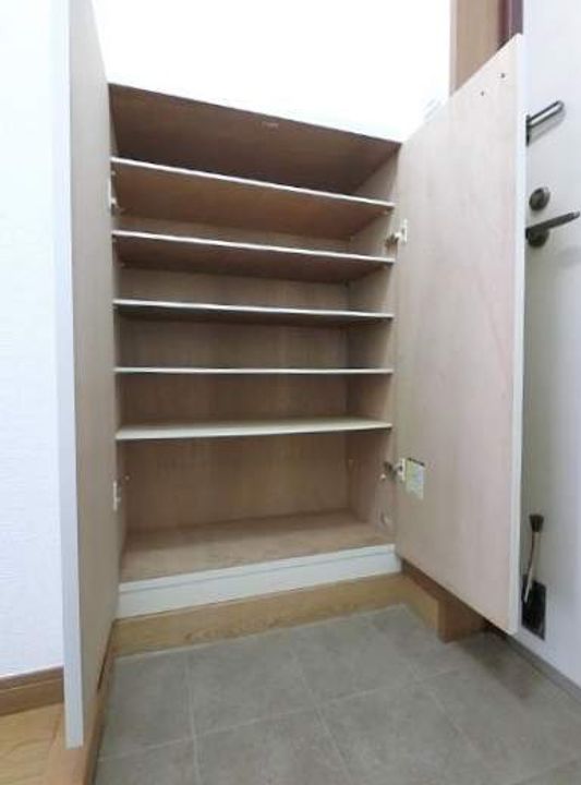 福岡県福岡市東区土井2丁目の賃貸マンションの内装
