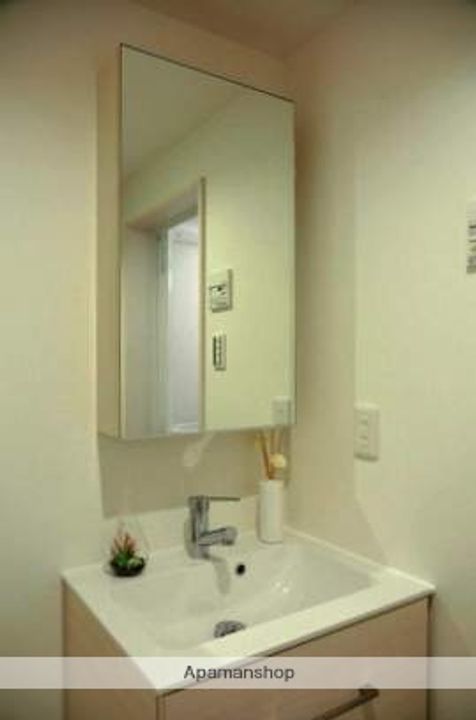 福岡県福岡市東区筥松4丁目の賃貸アパートの内装