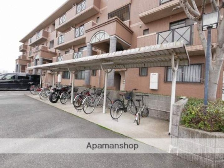 エスポアール岡本の外観