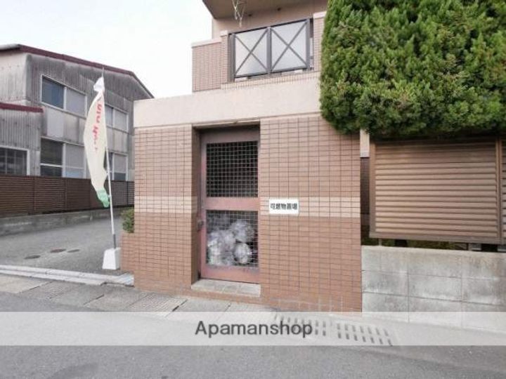 エスポアール岡本の外観