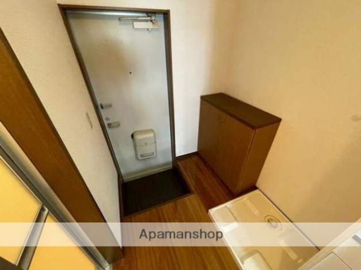 ミレニアム青葉の玄関