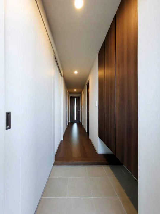 NUDGEONE.照葉の玄関