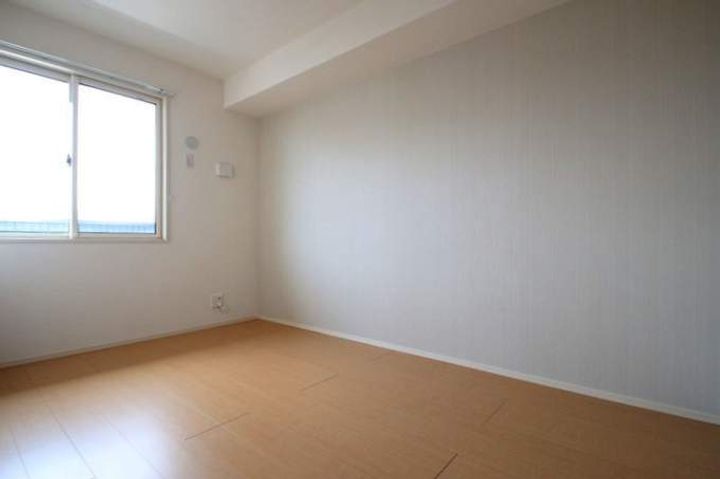 グランドヒル英302の内装