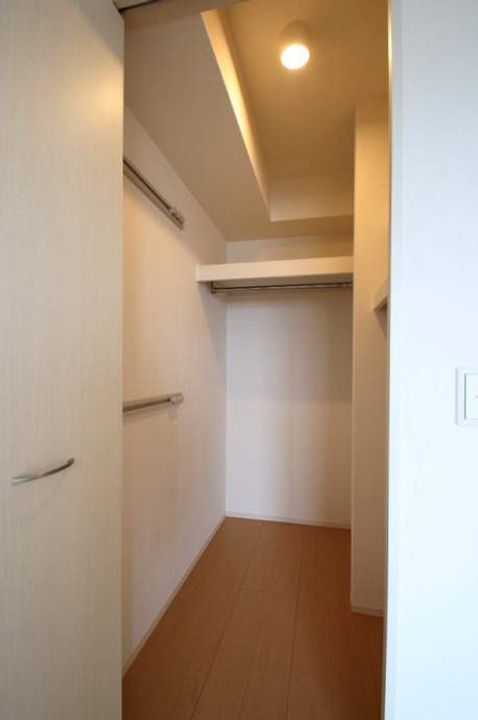 グランドヒル英302の内装