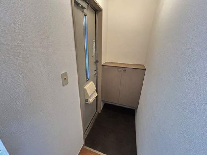 セジュール南風102の玄関