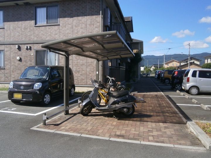 シャトレ若宮D棟の外観