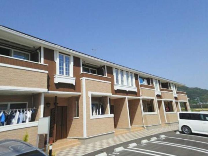 ボンボヤージュBの外観