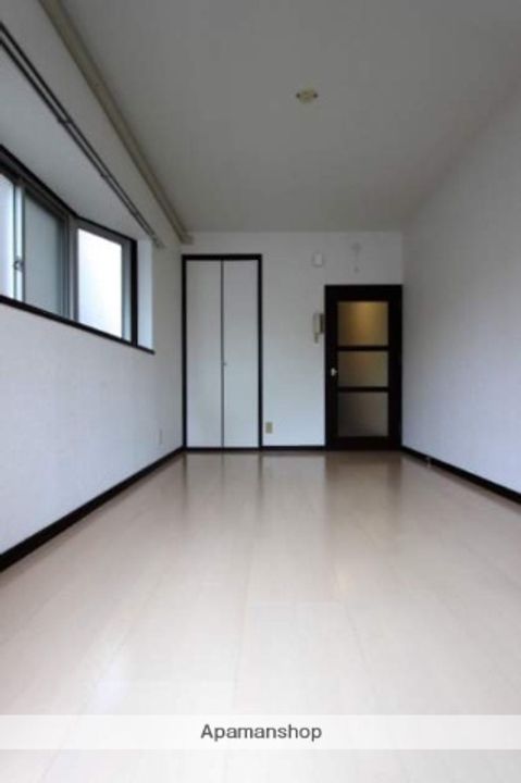 MIセレクションの居間
