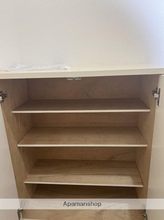 リブレア板付B棟の内装