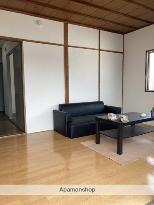 福岡県福岡市南区折立町の賃貸マンションの居間