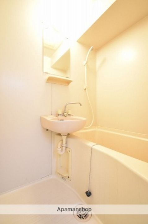 福岡県福岡市博多区美野島1丁目の賃貸マンションの内装