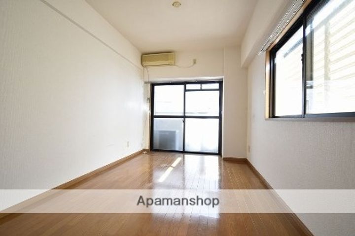 福岡県福岡市博多区美野島1丁目の賃貸マンションの内装