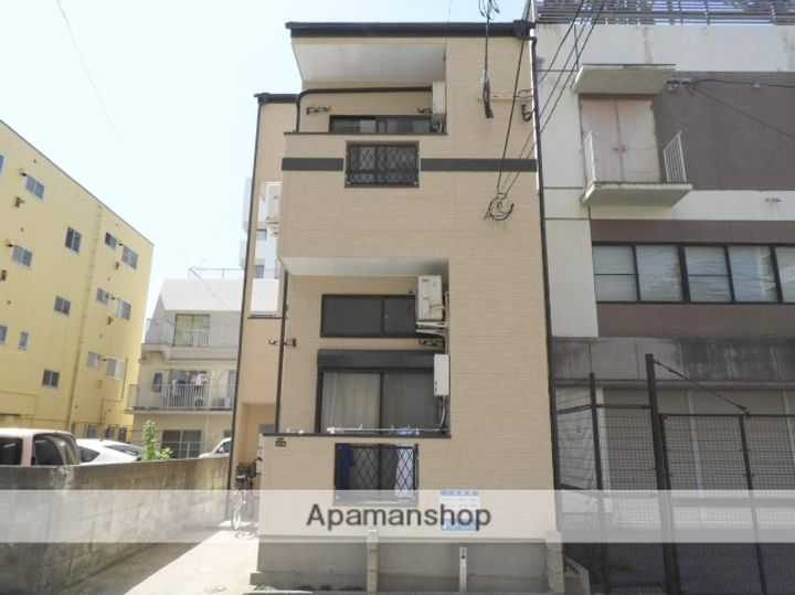 レガリータ高宮の外観