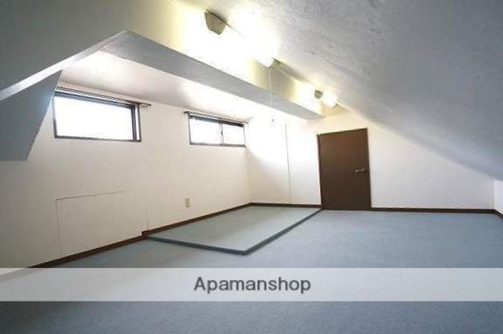 シエスタ平和の内装