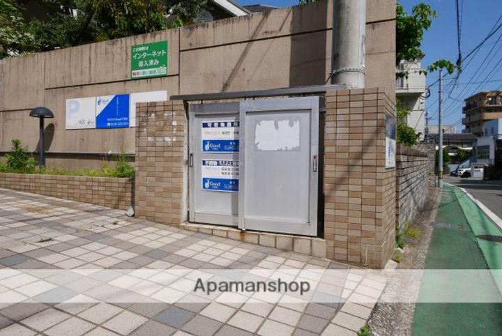 シエスタ平和の内装