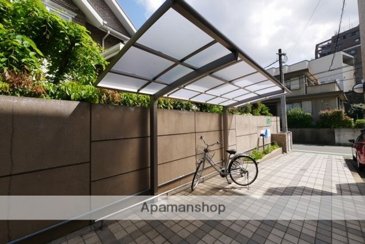 シエスタ平和の内装