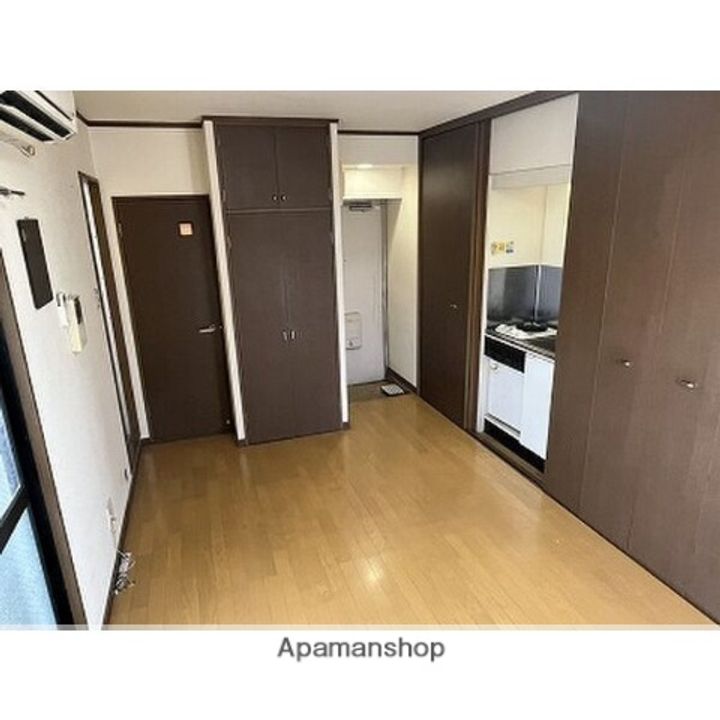 シティパレス天神南の居間