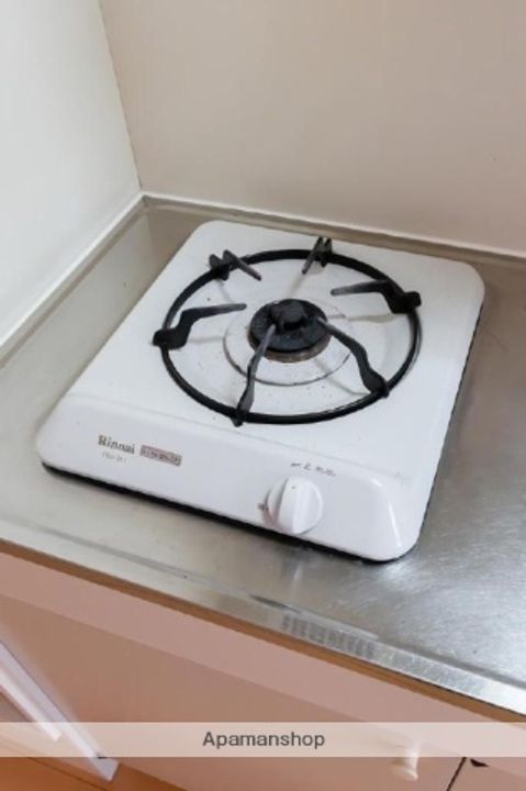 PLEAST清水の内装