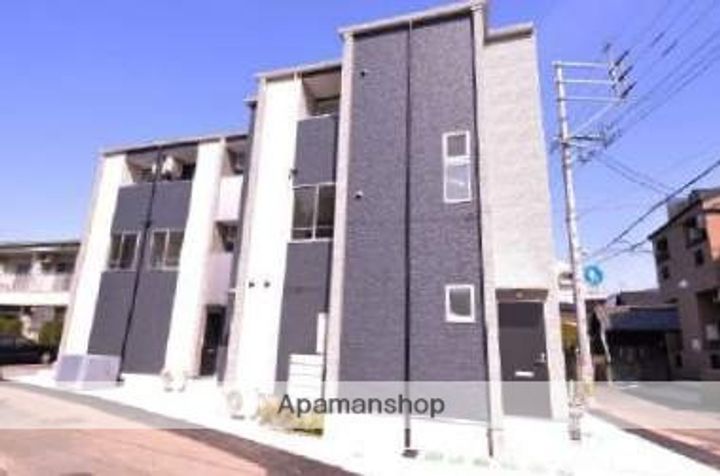 福岡県福岡市南区井尻5丁目の賃貸アパートの外観