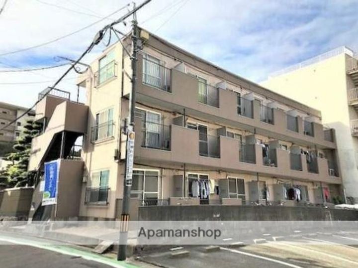 大楠光ハイツの外観