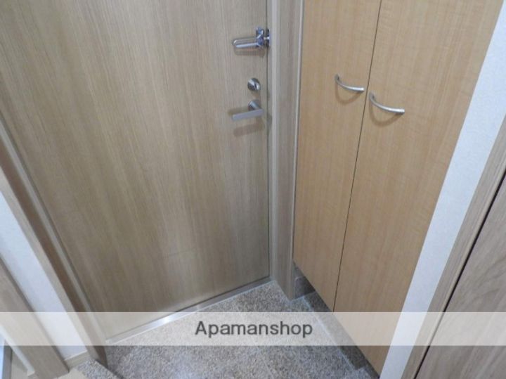 福岡県福岡市中央区高砂2丁目の賃貸マンションの玄関