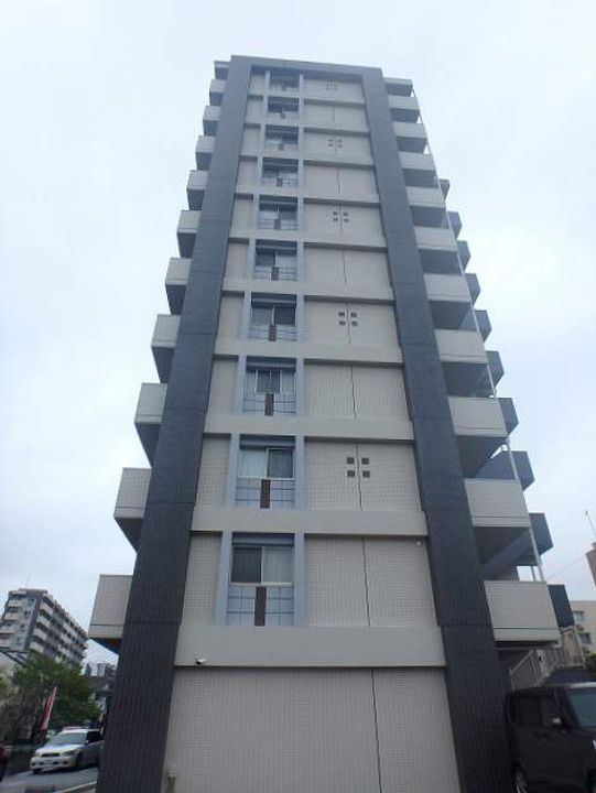 福岡県福岡市博多区吉塚6丁目の賃貸マンションの外観