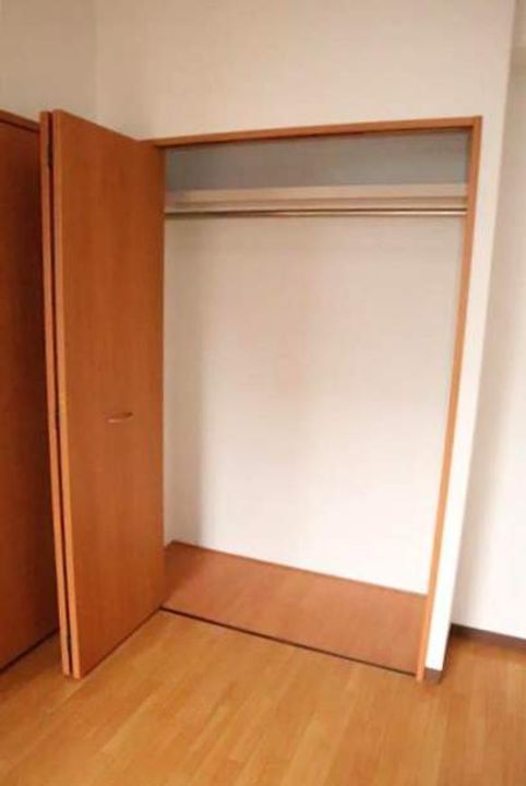 プロニティ天神通の内装