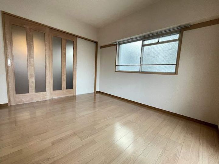 エターナルTANAKAの内装