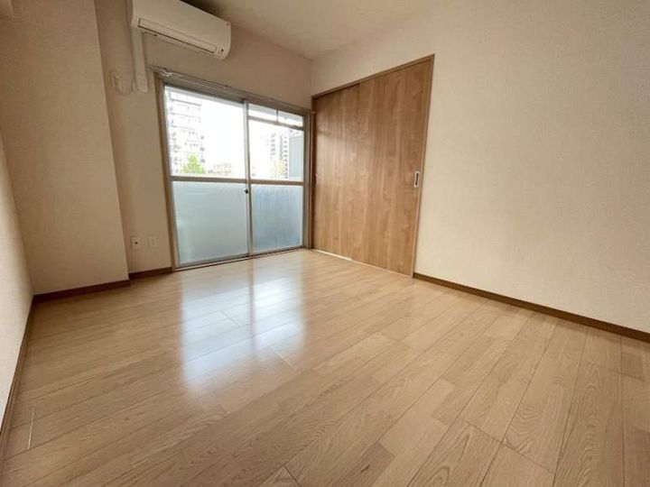 エターナルTANAKAの内装