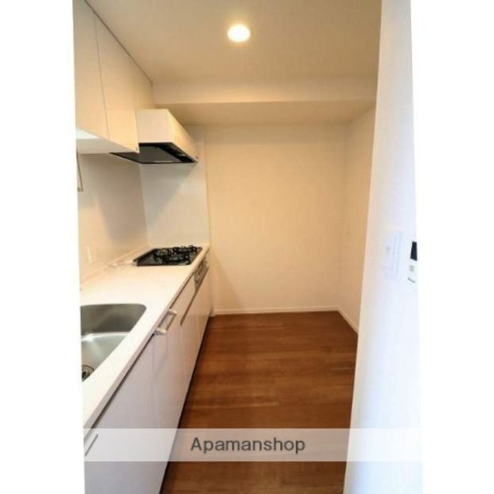 福岡県福岡市中央区渡辺通4丁目の賃貸マンションのキッチン