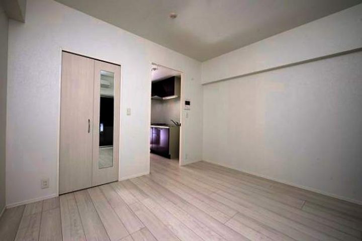 福岡県福岡市中央区春吉2丁目の賃貸マンションの居間