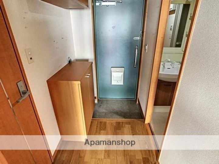 福岡県福岡市博多区祇園町の賃貸マンションの玄関