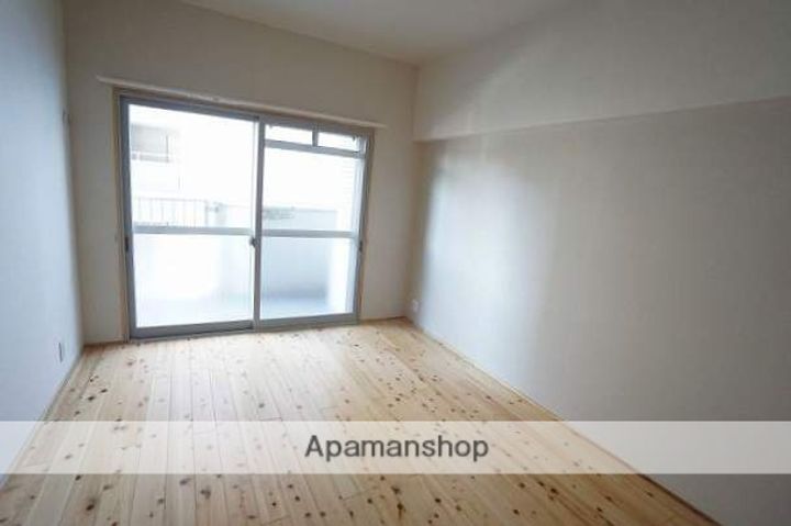 ケイジェイ博多住吉ビルの内装