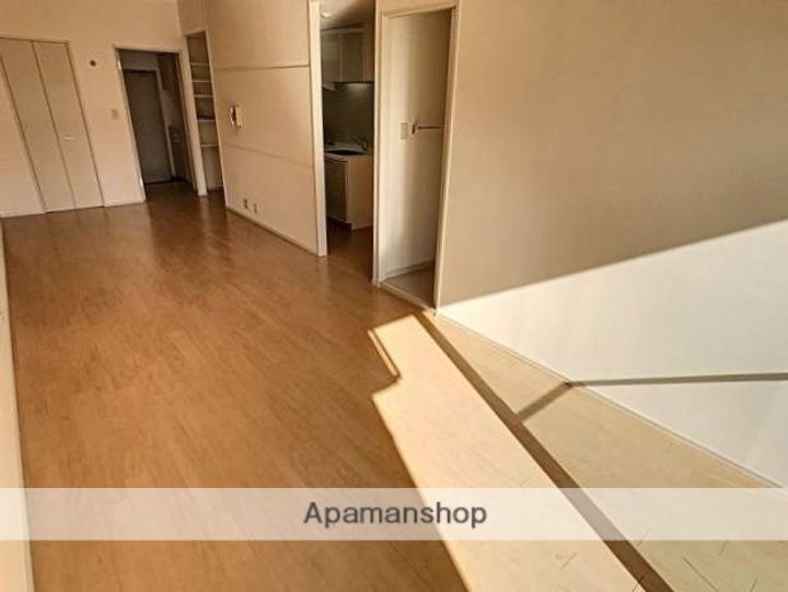 リバーフェイス博多の居間