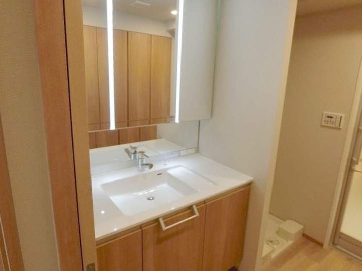 福岡県福岡市中央区赤坂1丁目の賃貸マンションの内装