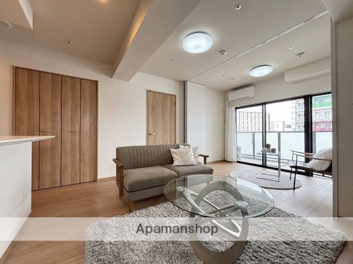 福岡県福岡市博多区住吉4丁目の賃貸マンションの居間