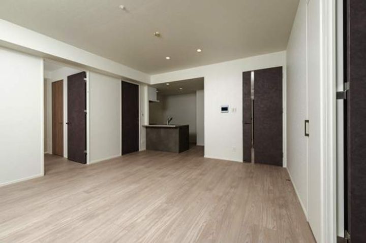 福岡県福岡市博多区住吉2丁目の賃貸マンションの居間