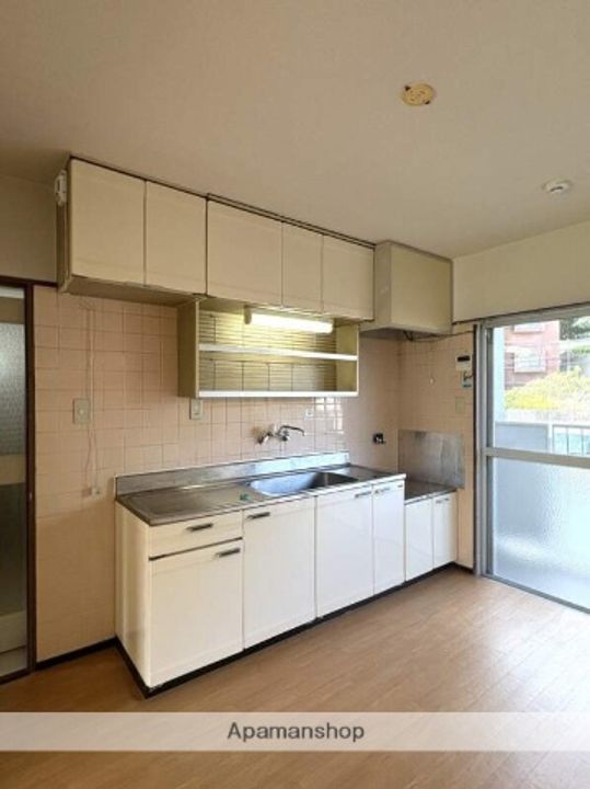 福岡県福岡市城南区長尾2丁目の賃貸マンションのキッチン