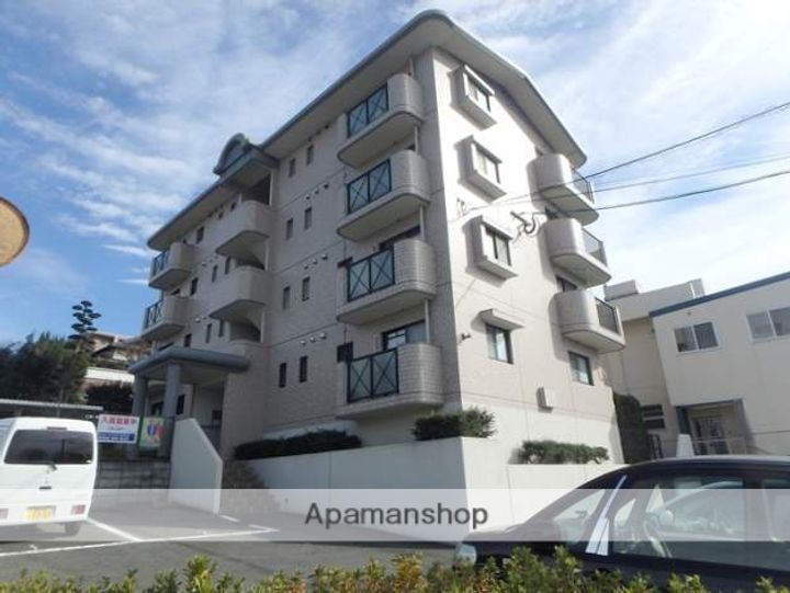 グランデージ空港南の外観