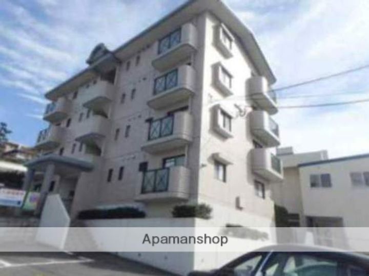 グランデージ空港南の外観