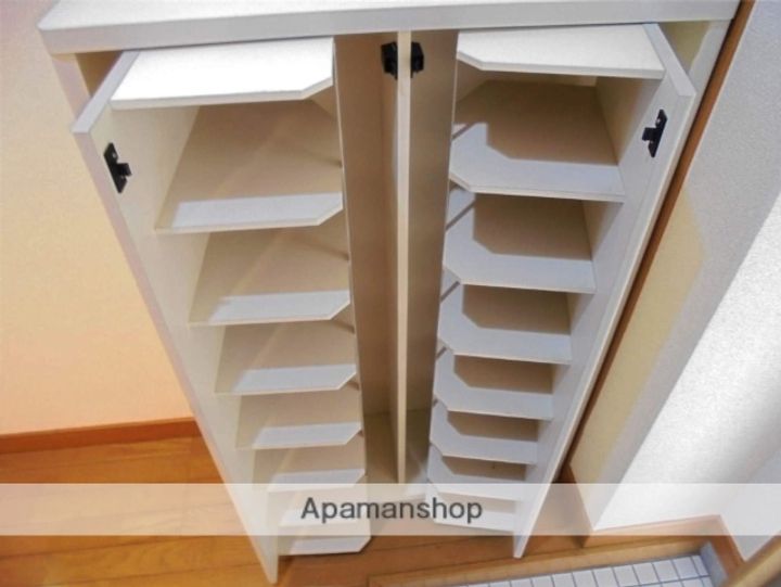 アネックスやよい坂Ⅱの玄関