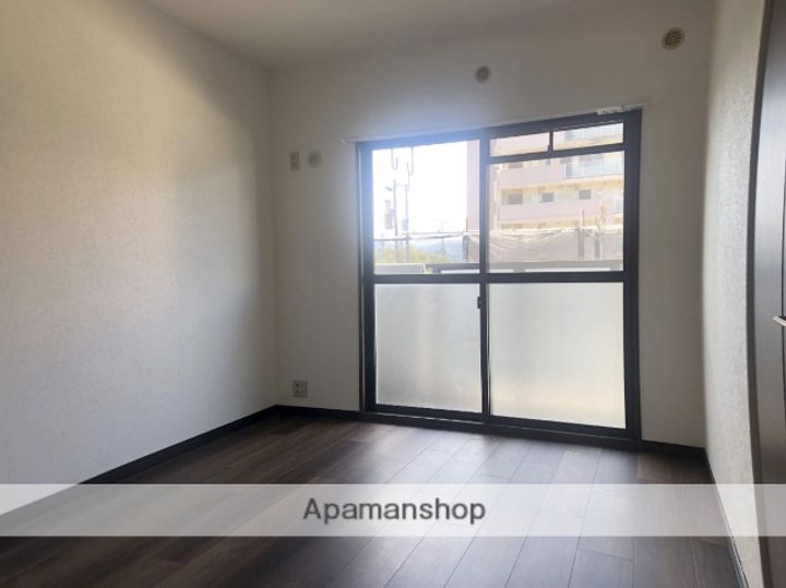 福岡県福岡市博多区東平尾1丁目の賃貸マンションの内装