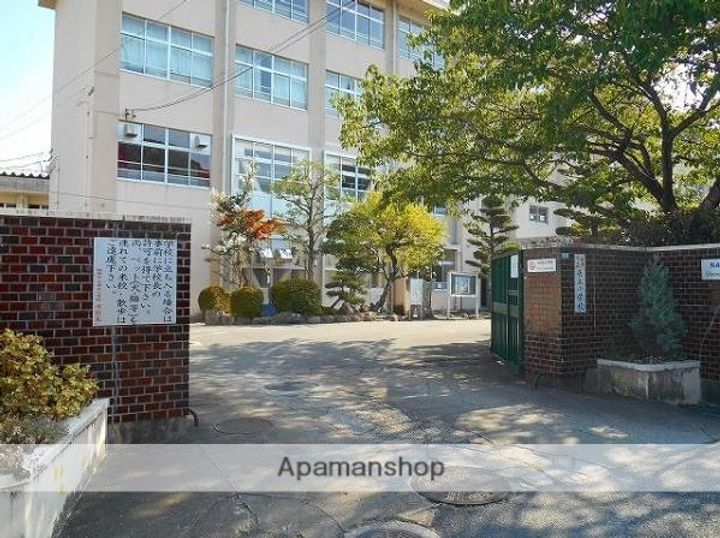 福岡県福岡市南区長丘3丁目の賃貸マンションの周辺