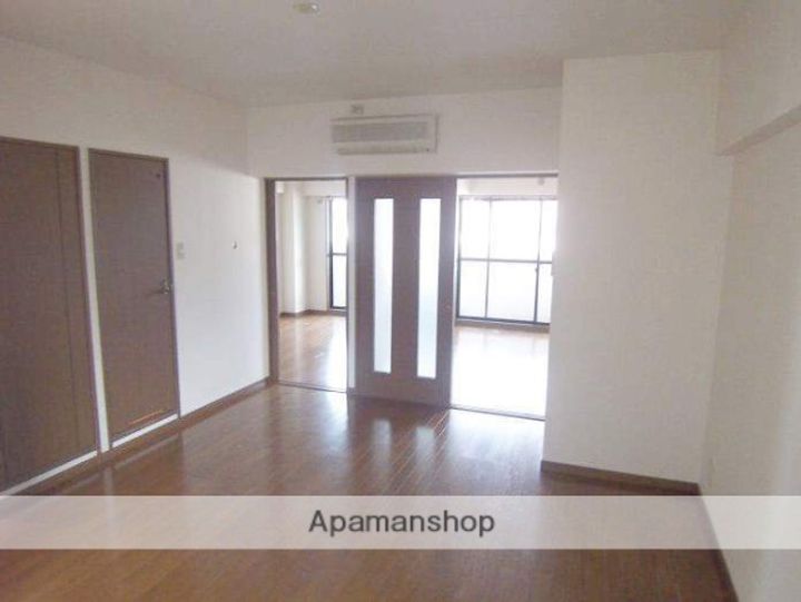 福岡県春日市宝町2丁目の賃貸マンションの内装