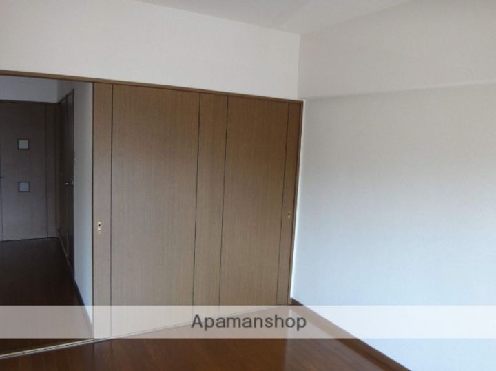 福岡県春日市宝町2丁目の賃貸マンションの内装