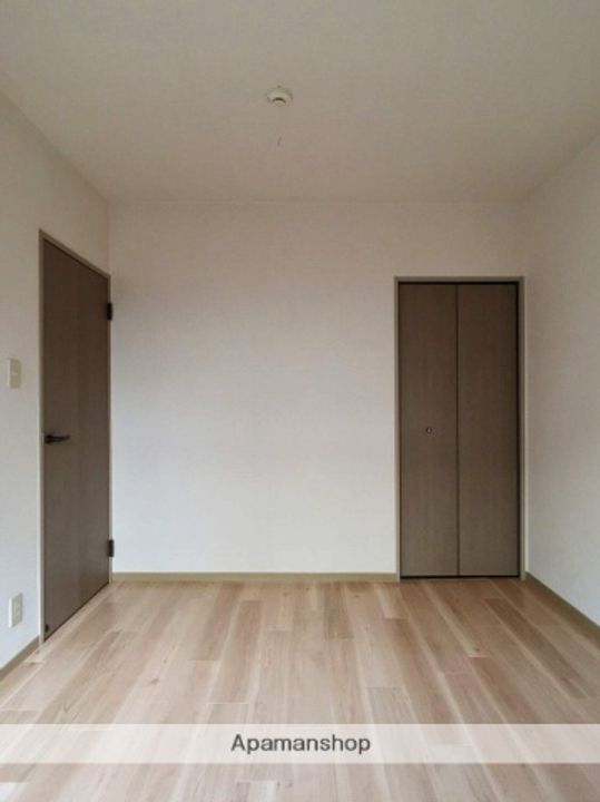 福岡県春日市平田台3丁目の賃貸アパートの内装