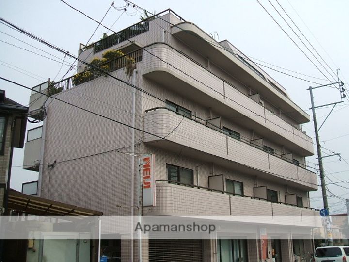 公平ビルの外観